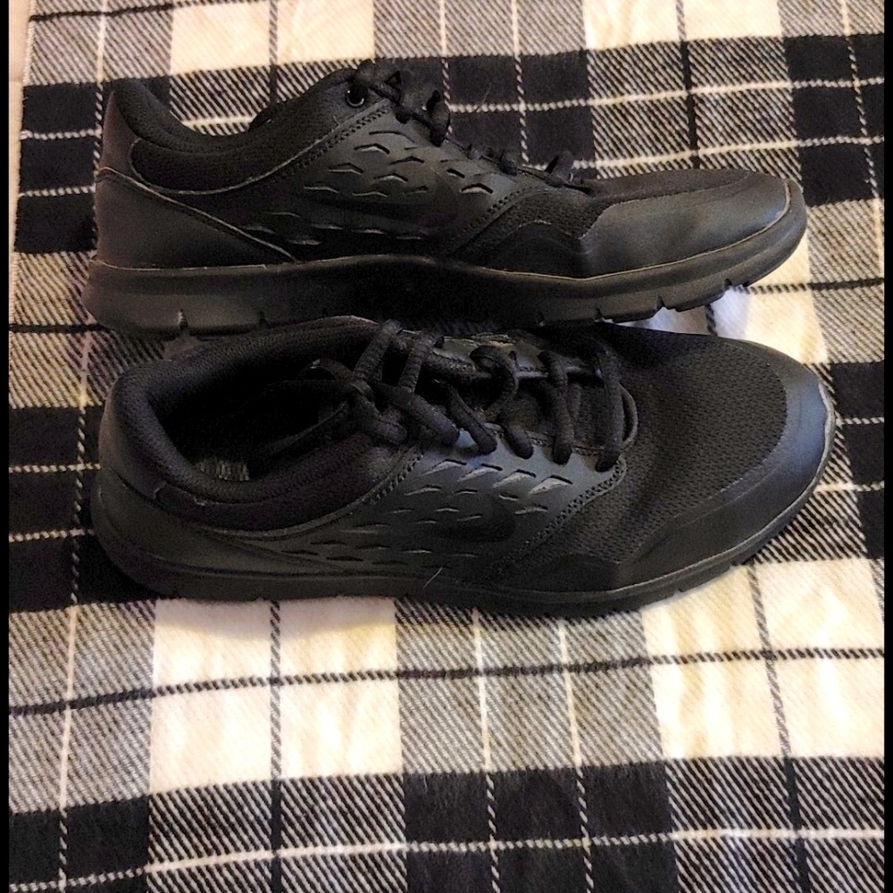 Women's Nike Running Shoes, Size 8